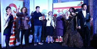 Canon homenageia voluntários da Cruz Vermelha