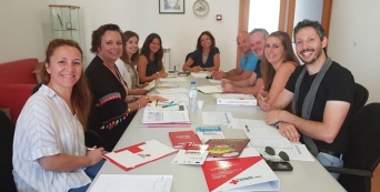 Partilha de boas pr&aacute;ticas no apoio aos refugiados.